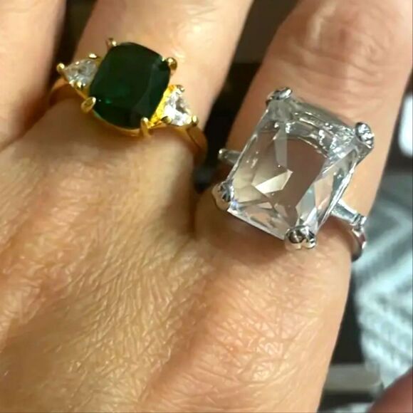 Exaggerated large cut stunning diamond wedding ring Exaggerated large cut stunning diamond wedding ring
